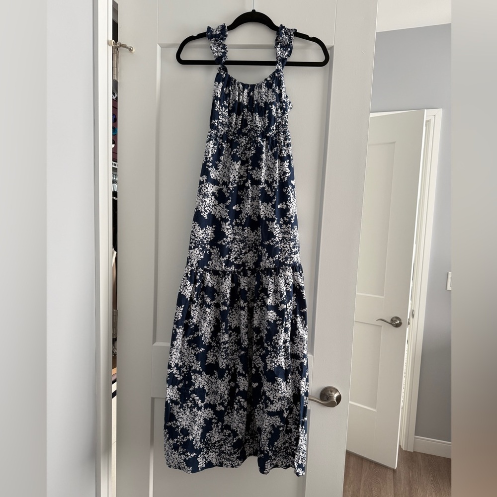 Abercrombie & Fitch Blue and White Floral Dress